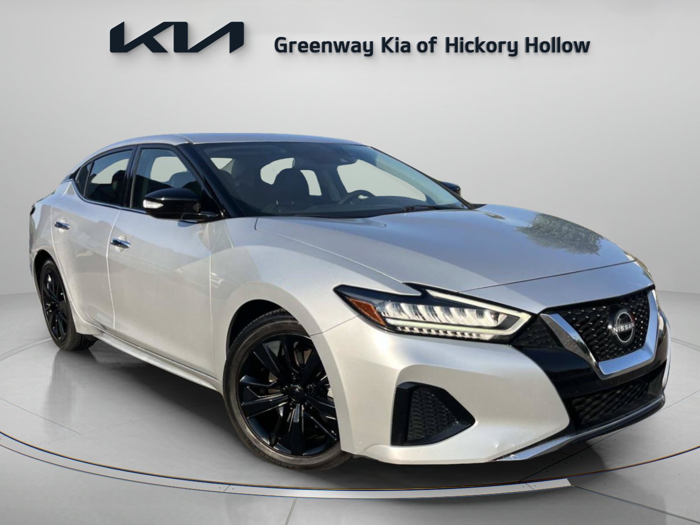 Used 2023 Nissan Maxima SV w/ Floor Mat Group FWD image 1