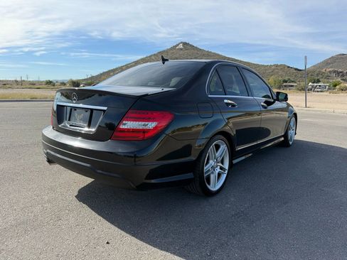Used 2013 Mercedes-Benz C 250 Sedan w/ Multimedia Pkg image 5