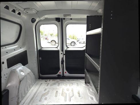 Used 2022 RAM ProMaster City Tradesman FWD image 13