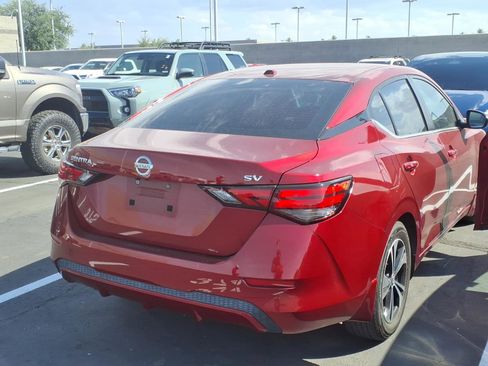 Used 2022 Nissan Sentra SV image 4