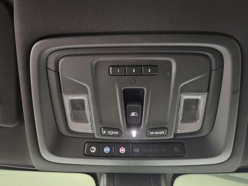 Used 2022 Chevrolet Silverado 2500 High Country w/ Technology Package image 55