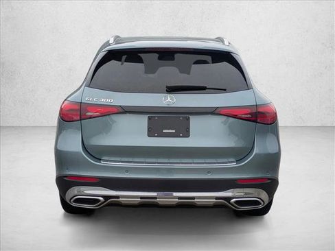 Used 2026 Mercedes-Benz GLC 300 image 8
