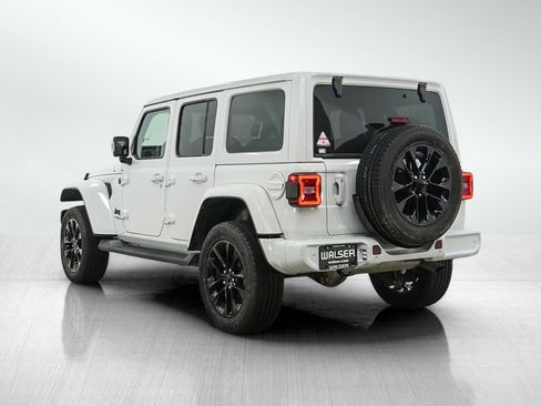 Used 2022 Jeep Wrangler Unlimited Sahara AWD/4WD image 4