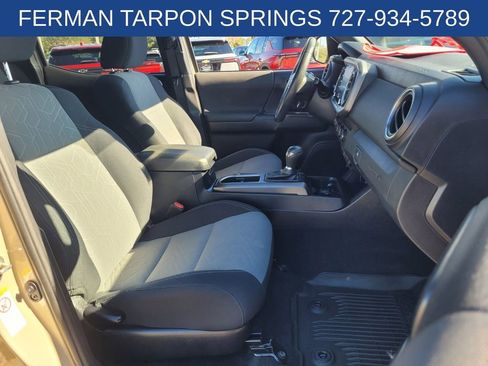 Used 2020 Toyota Tacoma TRD Sport image 19