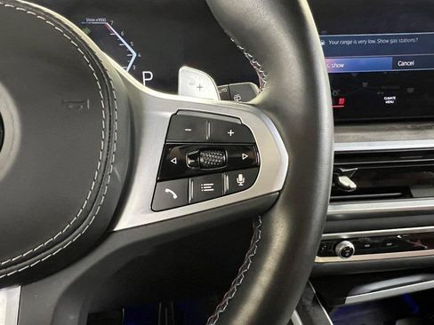 Used 2023 BMW X7 M60i w/ Executive Package image 39