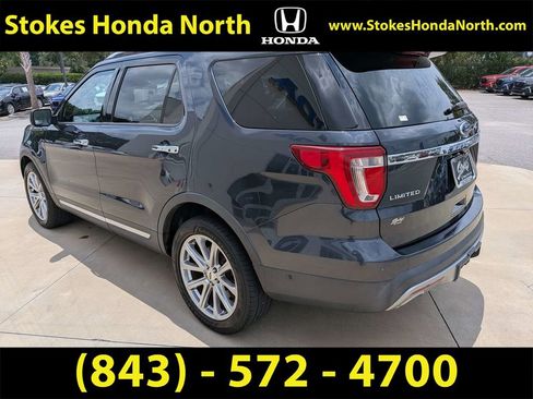 Used 2017 Ford Explorer Limited w/ Equipment Group 301A FWD image 5