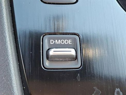 Certified 2023 Nissan Rogue SV image 57