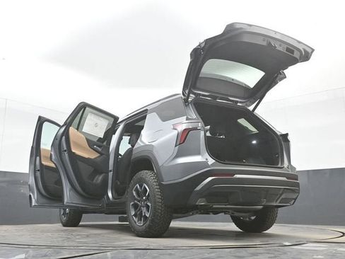 New 2026 Chevrolet Equinox ACTIV w/ Convenience Package III AWD/4WD image 56