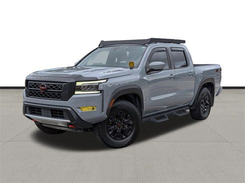 Used 2022 Nissan Frontier PRO-4X image 1