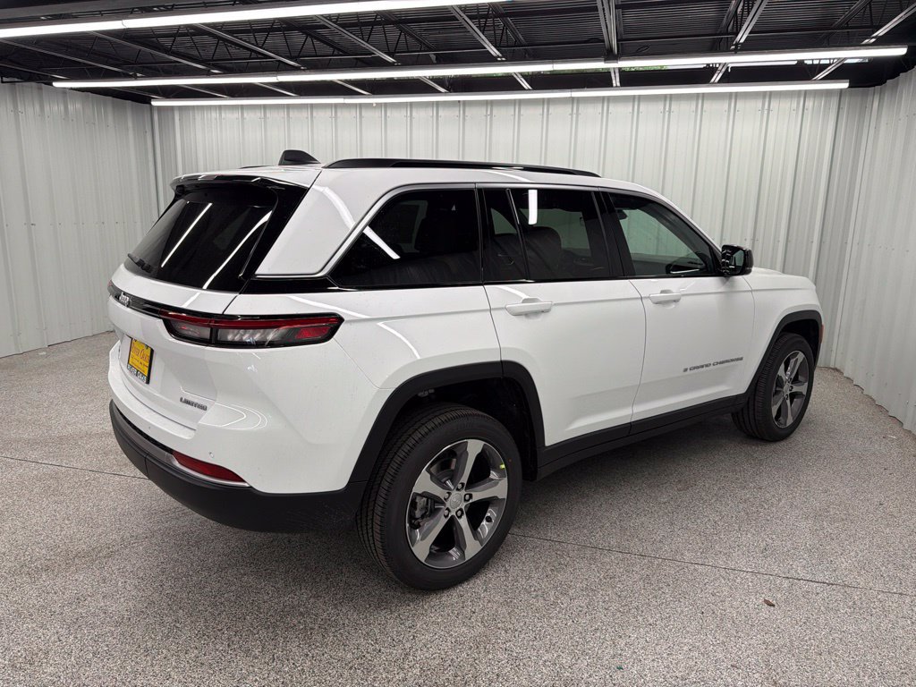 New 2026 Jeep Grand Cherokee Limited AWD/4WD image 6