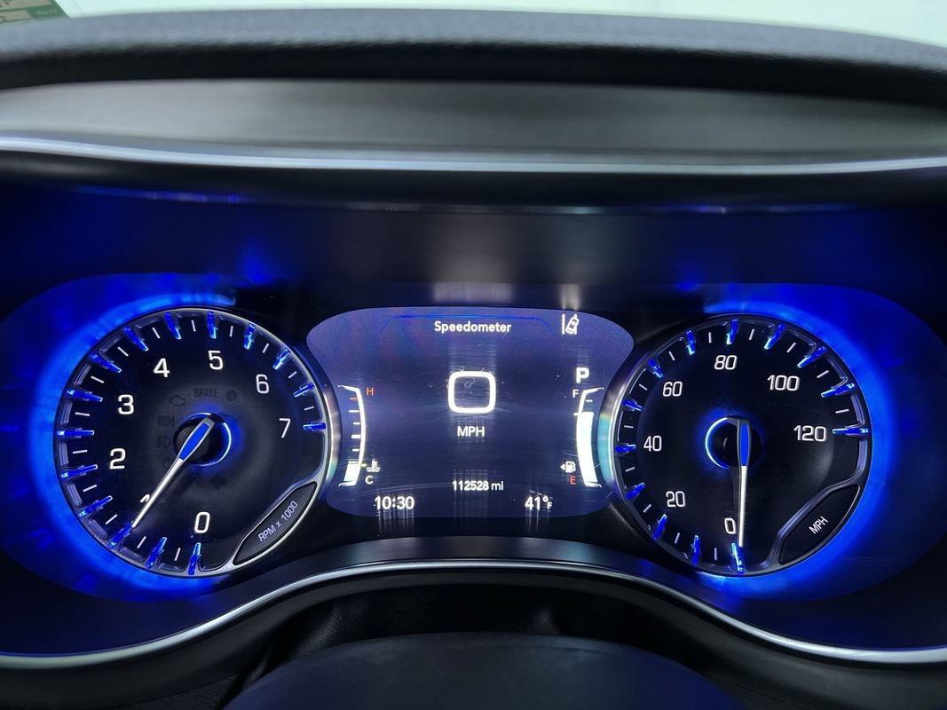 Used 2023 Chrysler Pacifica Limited w/ Uconnect Theater Family Group AWD/4WD image 19