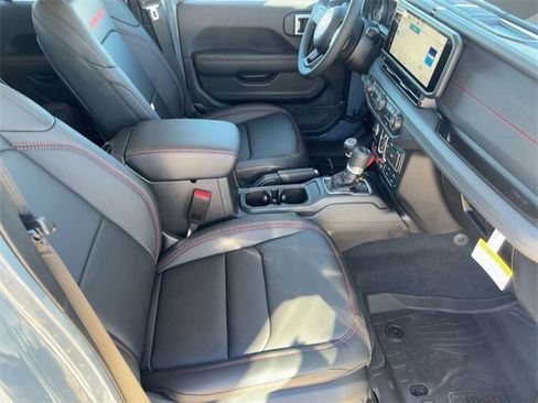New 2026 Jeep Gladiator Rubicon image 25