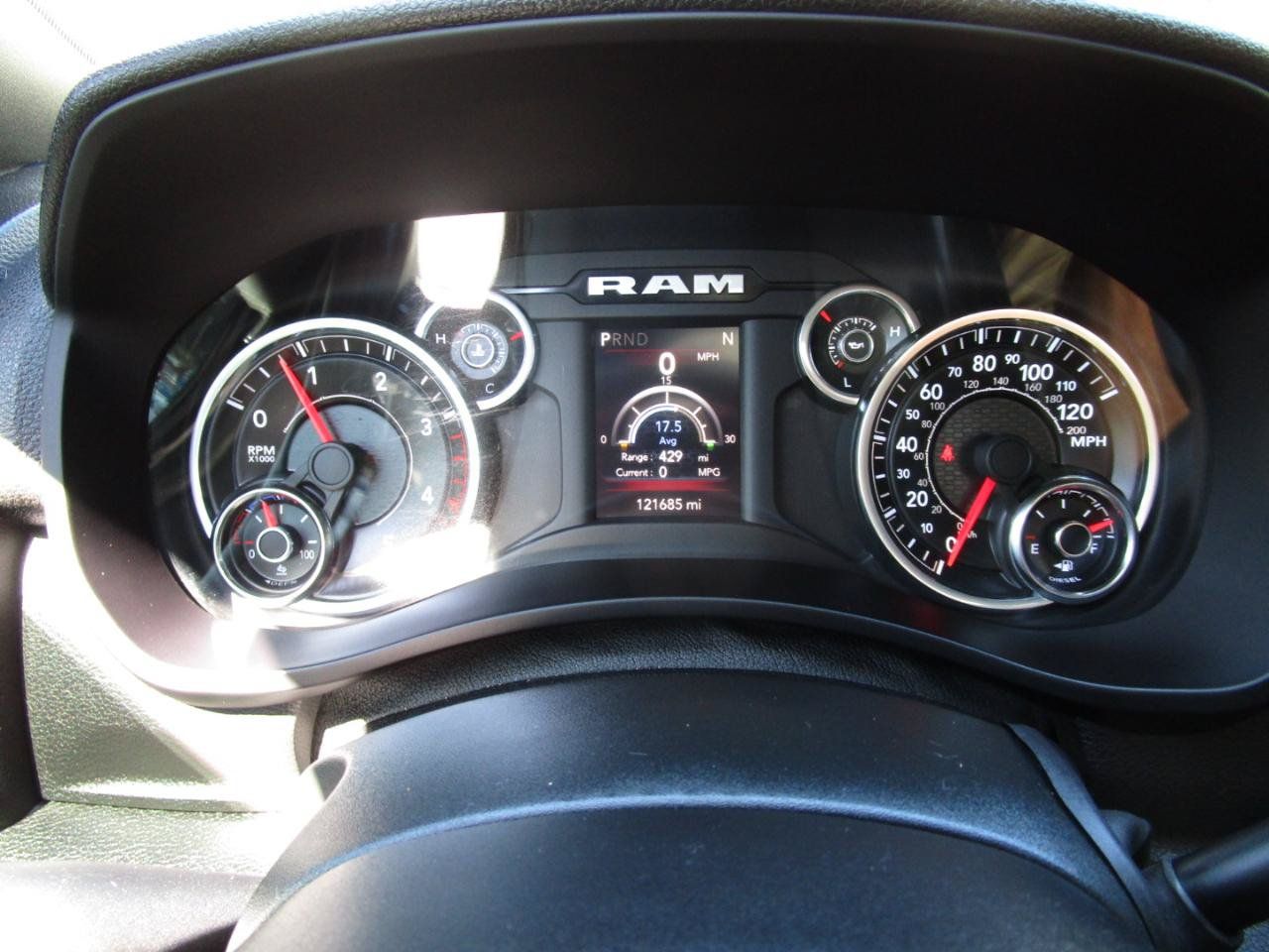 Used 2022 RAM 2500 Big Horn AWD/4WD image 11
