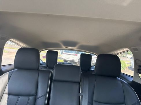 Used 2019 INFINITI QX60 Luxe w/ Essential Package FWD image 26