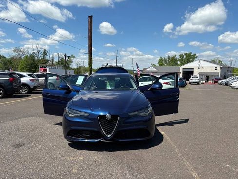 Used 2018 Alfa Romeo Giulia Ti Sport w/ Quick Order Package 22S Sport image 31