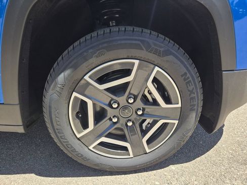 New 2026 Jeep Cherokee Laredo AWD/4WD image 7