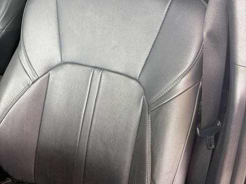 Used 2025 Toyota Camry XSE FWD image 5
