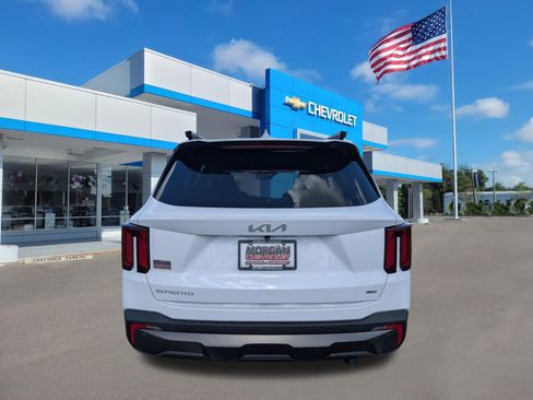 Used 2024 Kia Sorento SX image 5