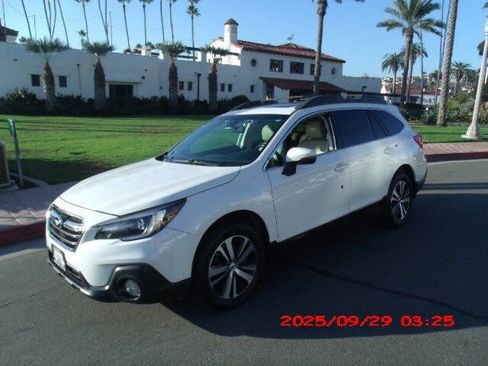 Used 2018 Subaru Outback 2.5i Limited image 34