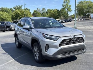 Used 2024 Toyota RAV4 XLE FWD video 3