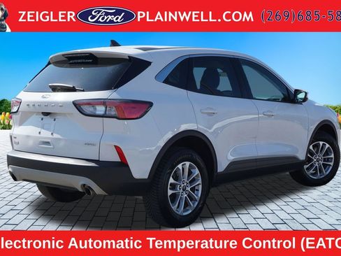 Used 2021 Ford Escape SE w/ Cold Weather Package AWD/4WD image 5