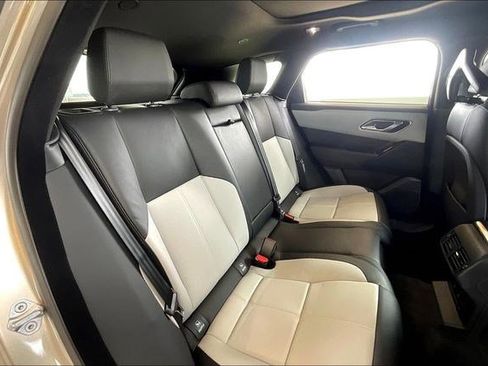 New 2026 Land Rover Range Rover Velar Dynamic SE image 11