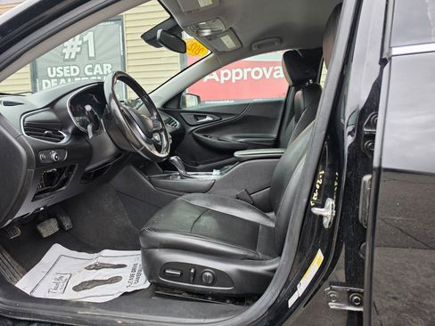 Used 2020 Chevrolet Malibu LT w/ Leather Package image 13