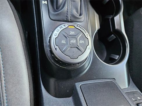 Used 2022 Ford Bronco Black Diamond image 20