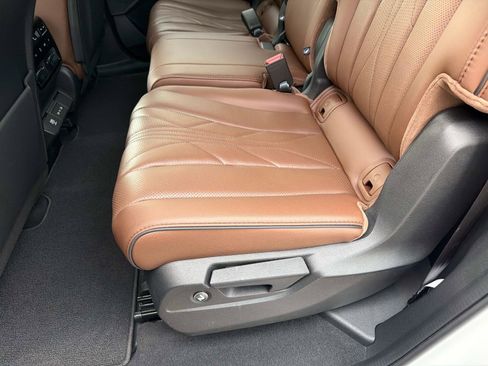 Used 2025 Acura MDX w/ Advance Package AWD/4WD image 14