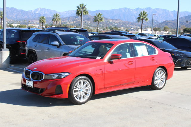 Used 2024 BMW 330e RWD image 3