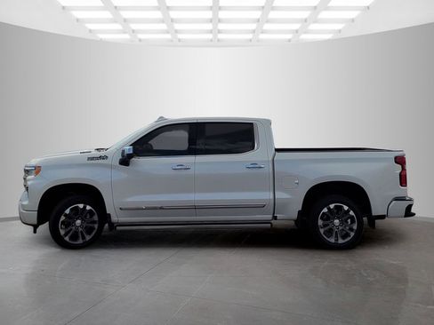 Used 2024 Chevrolet Silverado 1500 High Country w/ Technology Package AWD/4WD image 7