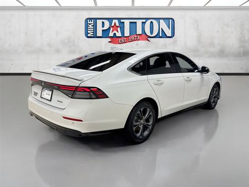 Used 2023 Honda Accord EX-L image 7