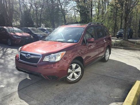 Used 2014 Subaru Forester 2.5i Premium w/ Popular Package #2 AWD/4WD image 1