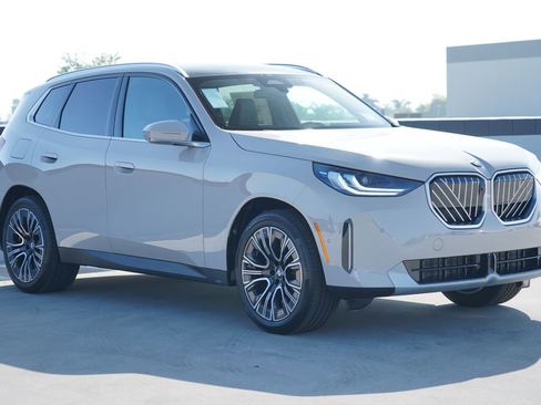 New 2026 BMW X3 xDrive30 w/ Premium Package AWD/4WD image 3