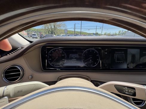 Used 2015 Mercedes-Benz S 550 4MATIC Sedan image 33