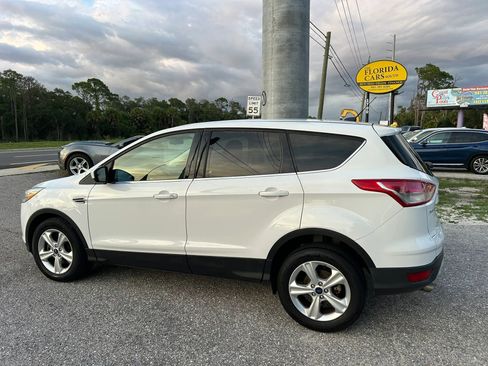 Used 2016 Ford Escape SE FWD image 11