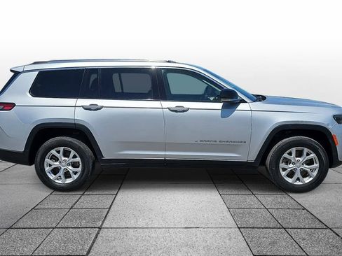 Used 2023 Jeep Grand Cherokee L Limited AWD/4WD image 4