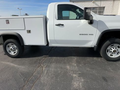 Used 2024 Chevrolet Silverado 2500 W/T w/ WT Fleet Convenience Package image 9