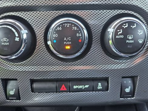 Used 2013 Dodge Challenger R/T Plus RWD image 32