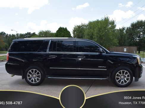 Used 2016 GMC Yukon XL Denali w/ Open Road Package AWD/4WD image 1