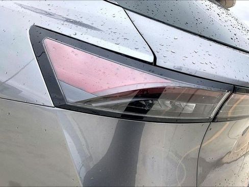 Used 2023 Nissan Ariya AWD image 35