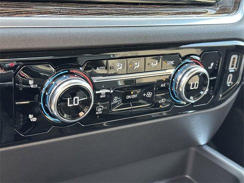 New 2026 GMC Sierra 1500 Elevation w/ LPO, Elevation Black Package image 12