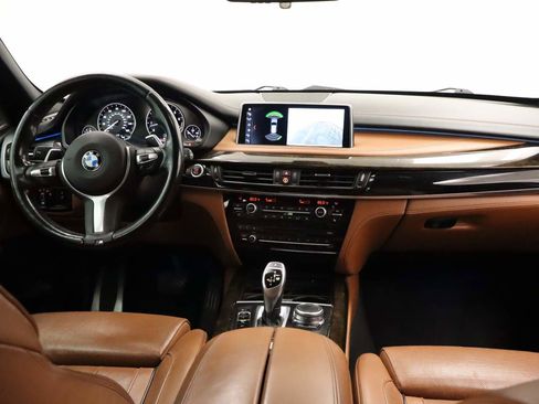 Used 2018 BMW X5 xDrive35i w/ M Sport Package AWD/4WD image 6