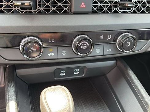 Used 2025 Honda Accord LX image 16
