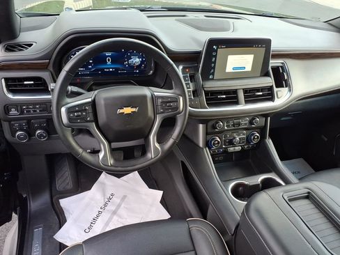 Used 2024 Chevrolet Tahoe Premier AWD/4WD image 16