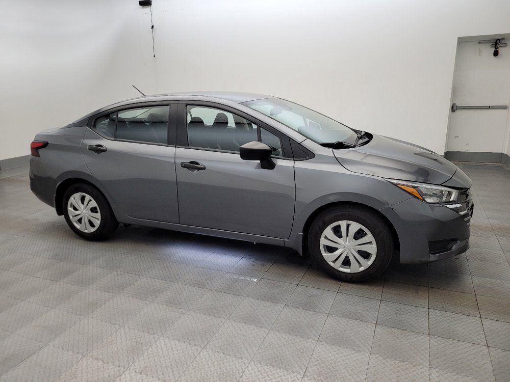 Used 2025 Nissan Versa S w/ Lighting Package FWD image 11