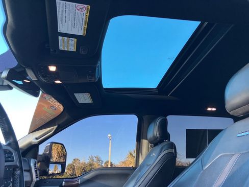 Used 2017 Ford F250 Platinum w/ Platinum Ultimate Package image 35