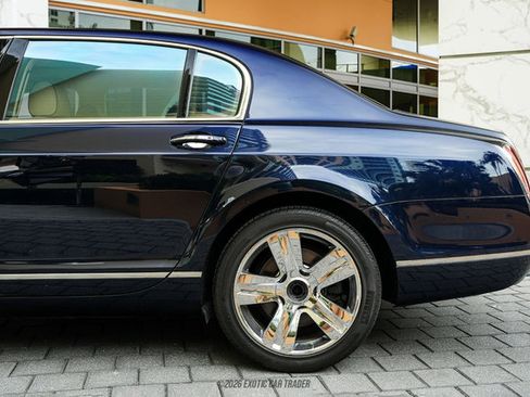 Used 2010 Bentley Flying Spur Flying Spur AWD/4WD image 5