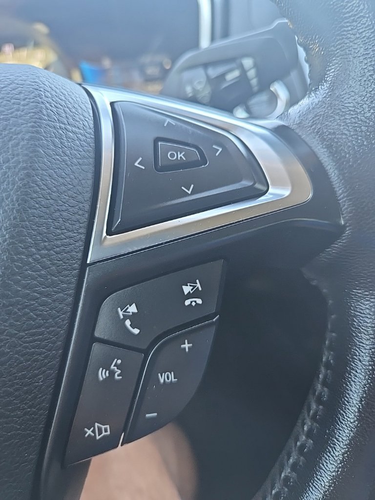 Used 2019 Ford Fusion Titanium FWD image 27