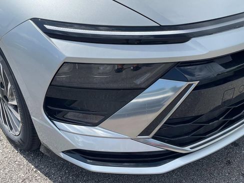 New 2025 Hyundai Sonata SEL image 9